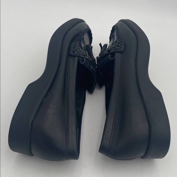 Anne Klein Women Maripe Black Leather Loafers women 7.5M Tassel Accent casual office retro Y2K